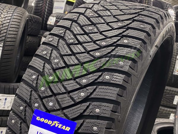 205/55R16 Goodyear UltraGrip Arctic 2 94T XL Studded - Winter tyres / Studded winter tyres